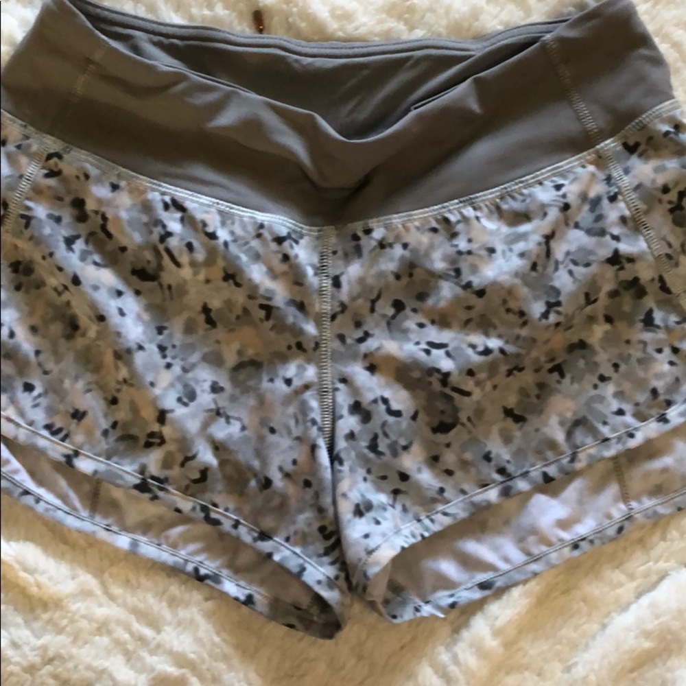 Lululemon Speeds